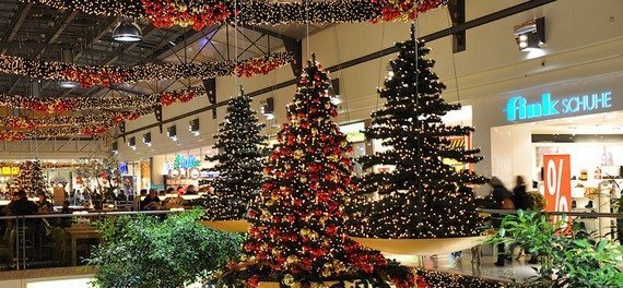 Оформление новогодней елки торговых центров